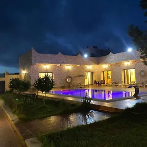 Laarich Villa